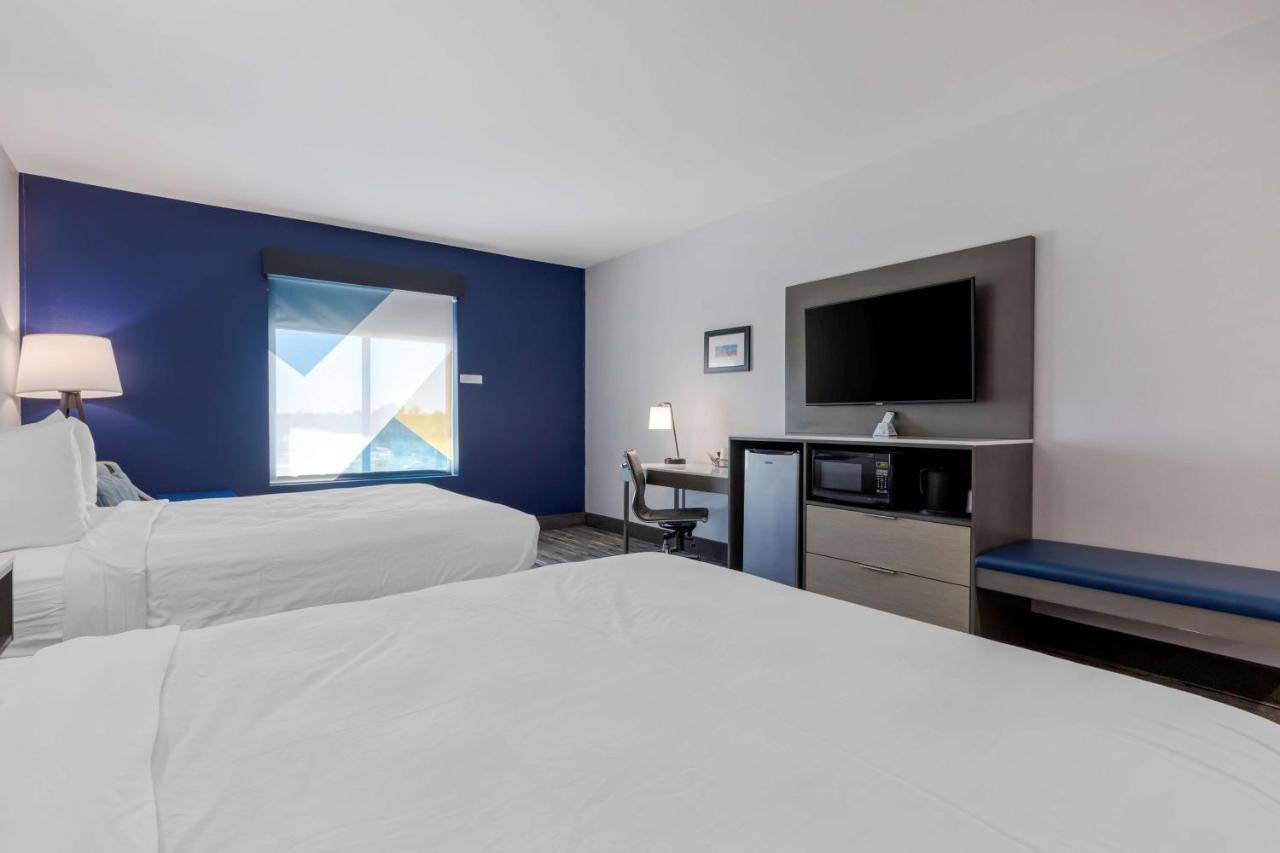 Best Western Plus Choctaw Inn & Suites מראה חיצוני תמונה