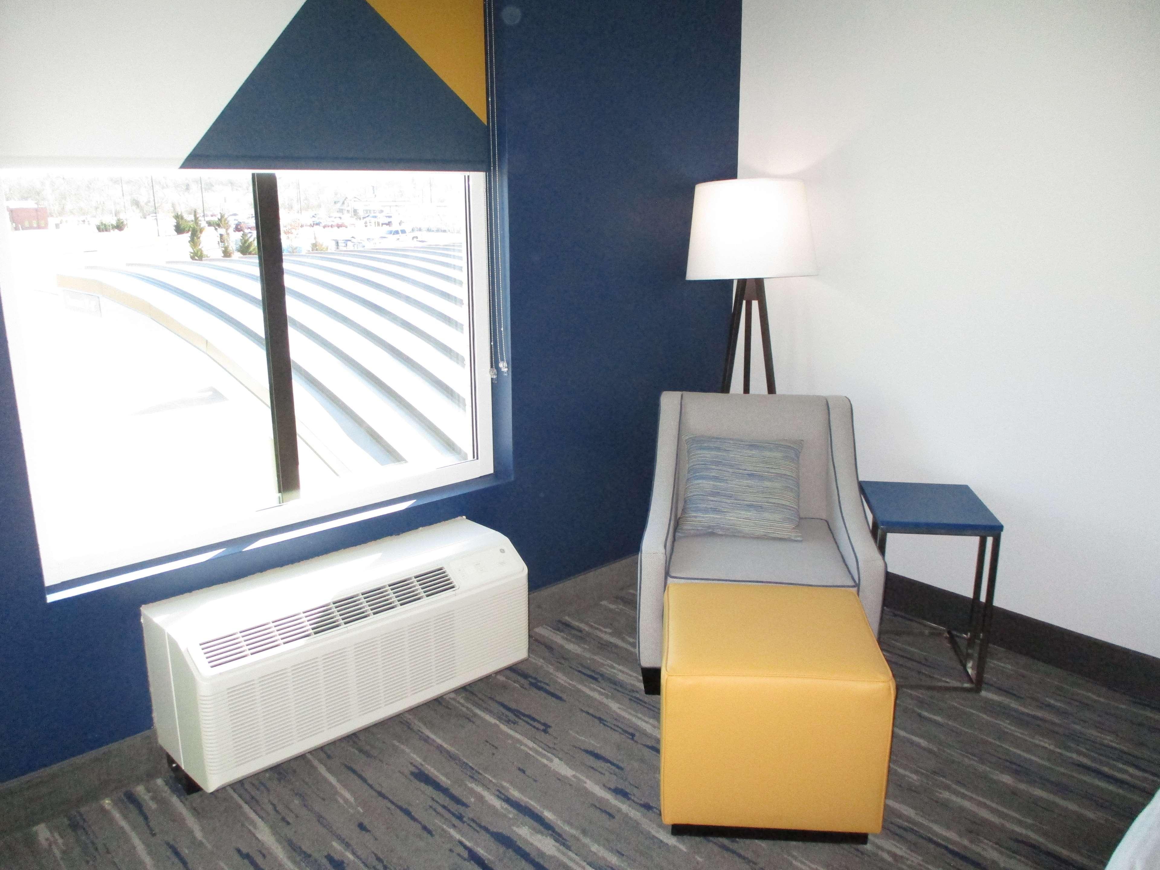 Best Western Plus Choctaw Inn & Suites מראה חיצוני תמונה