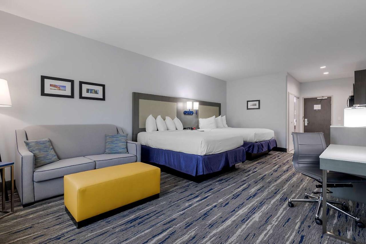 Best Western Plus Choctaw Inn & Suites מראה חיצוני תמונה