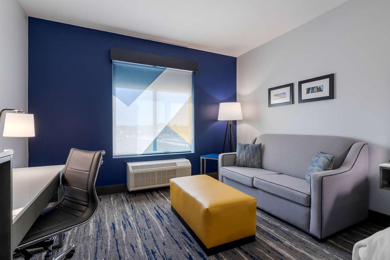 Best Western Plus Choctaw Inn & Suites מראה חיצוני תמונה